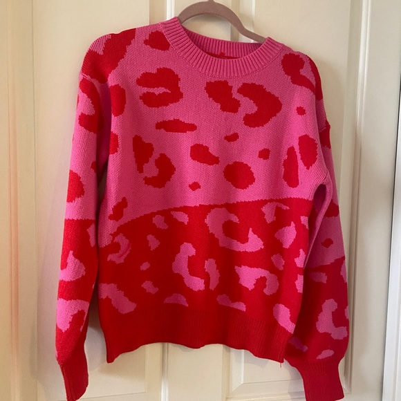 Anthropologie Sweaters - ANTHROPOLOGIE Women’s Pink And Red Sweater Cheetah Print Size Small